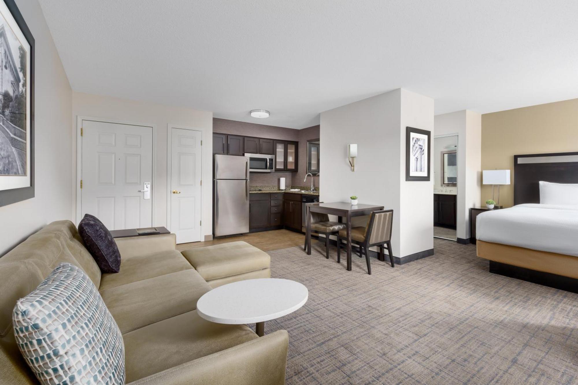 Residence Inn Boston Франклин Экстерьер фото