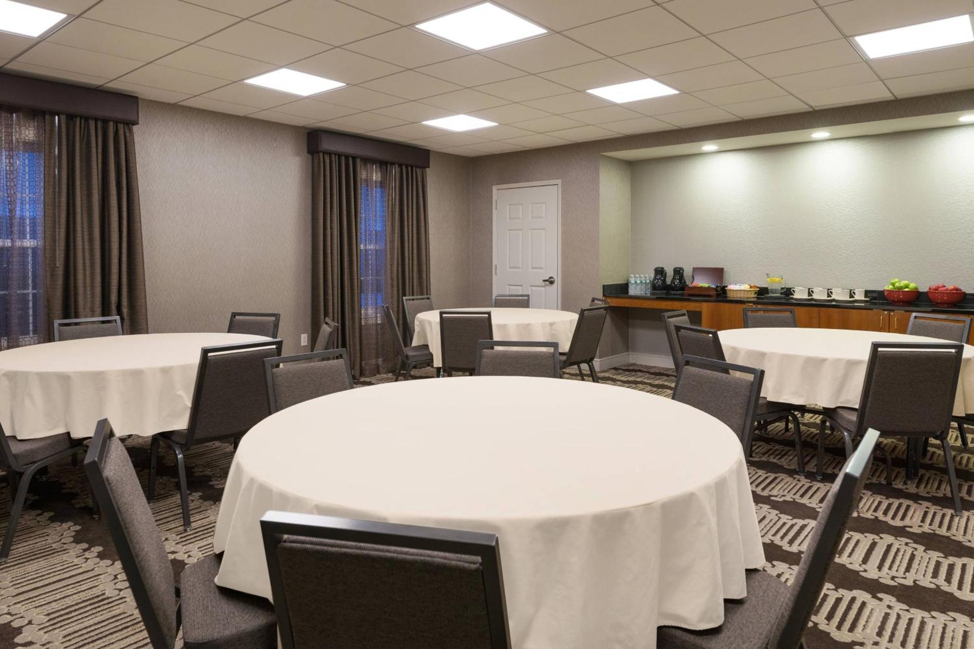 Residence Inn Boston Франклин Экстерьер фото